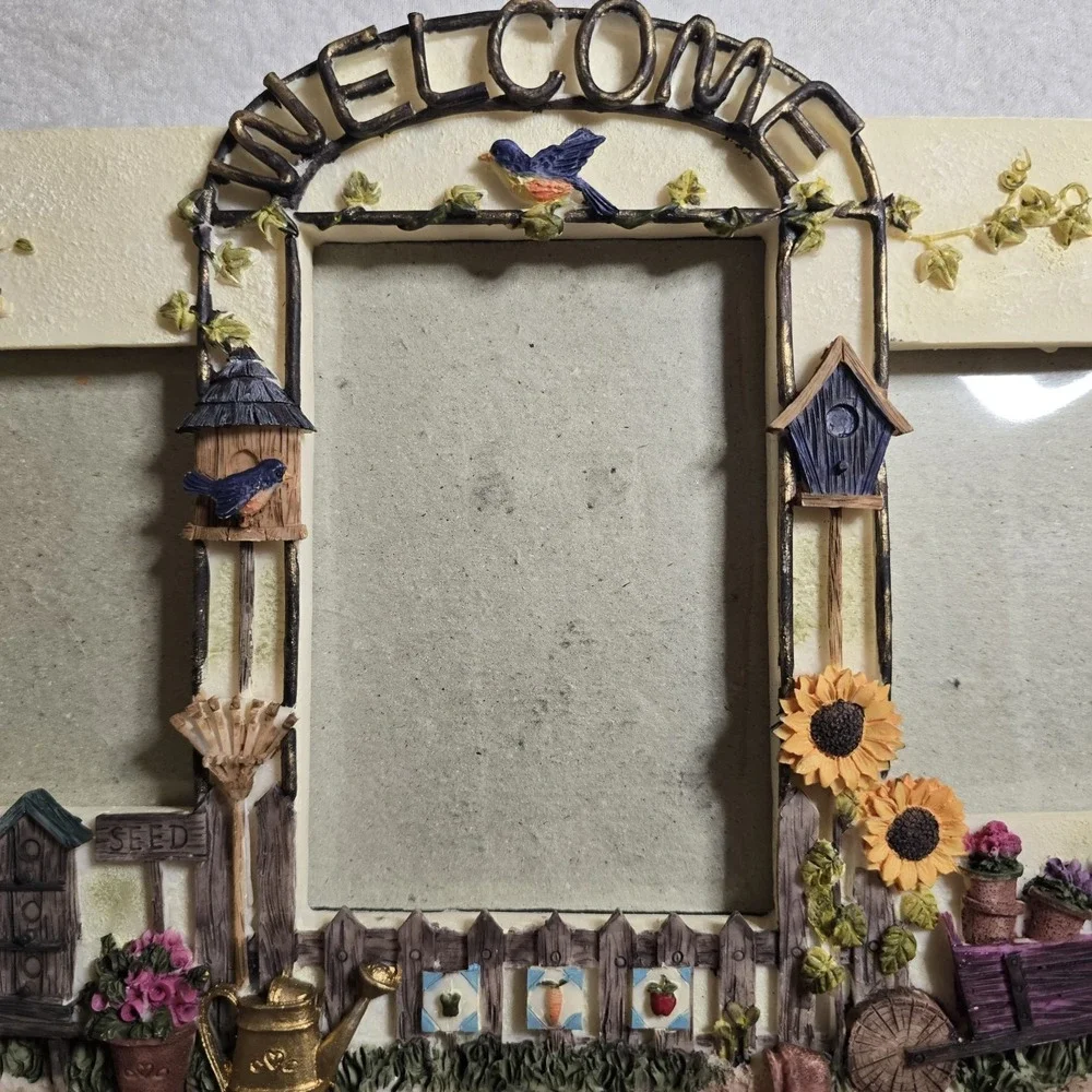 N/A charming vintage